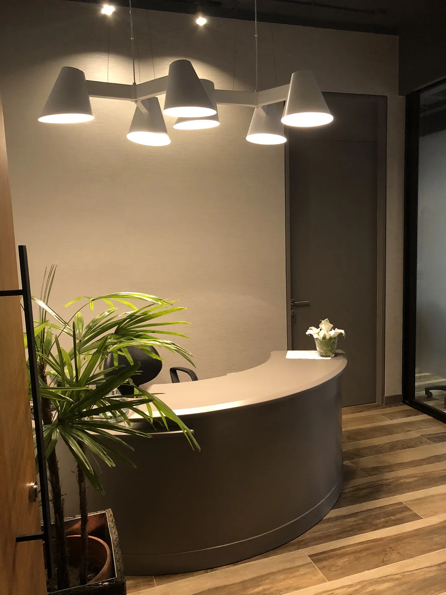 Dataservi - Diseño interior y remodelación de oficinas en Quito - Corporativo