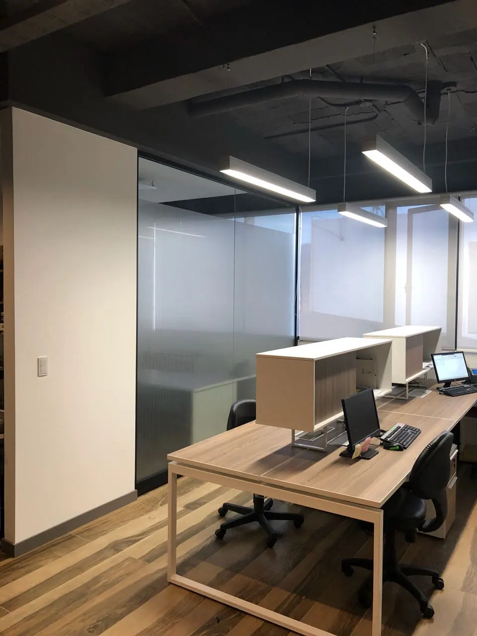 Dataservi - Diseño interior y remodelación de oficinas en Quito - Corporativo