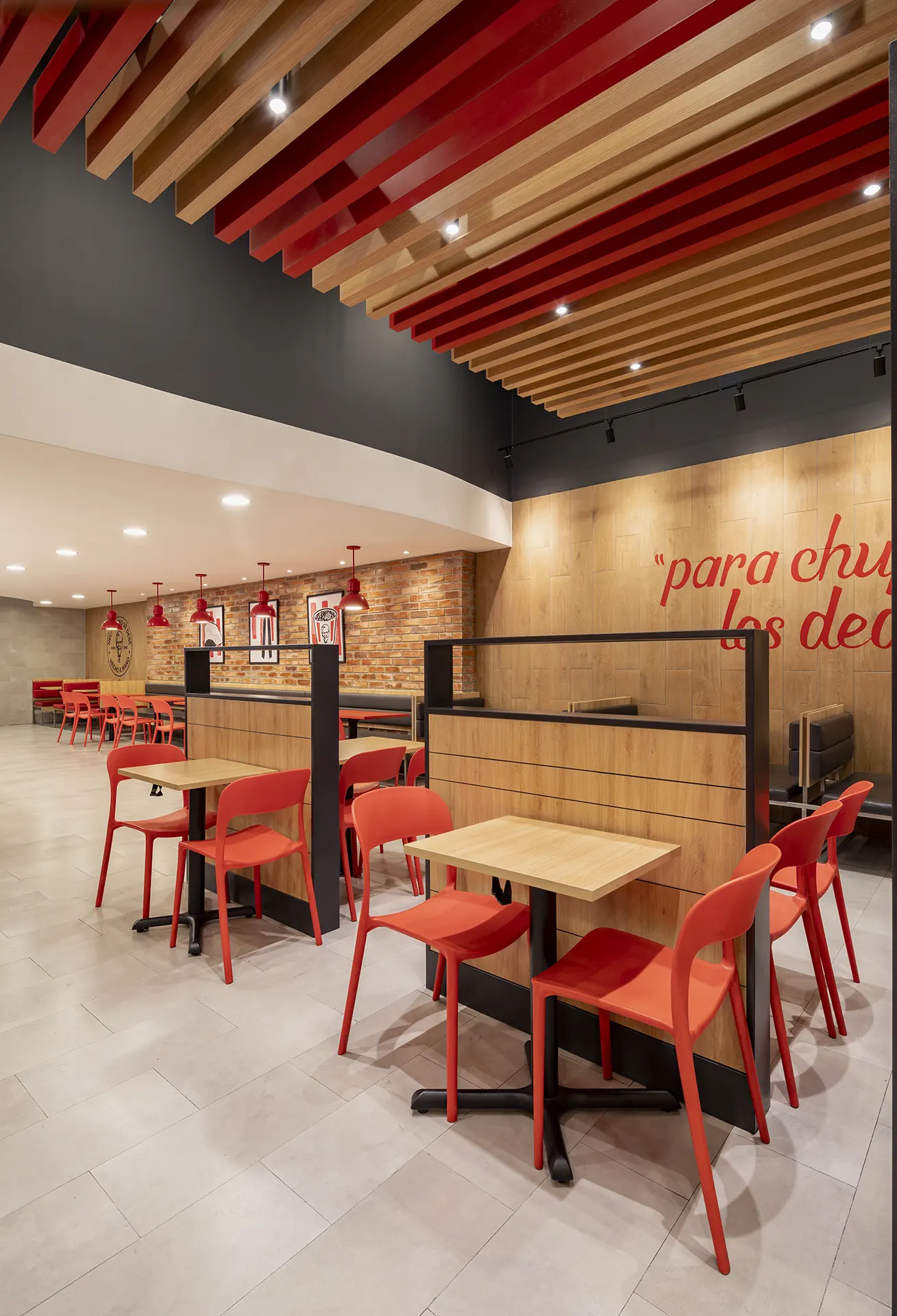 KFC - Diseño arquitectónico, construcción, retail, locales comerciales en Quito | CVD Arquitectura
