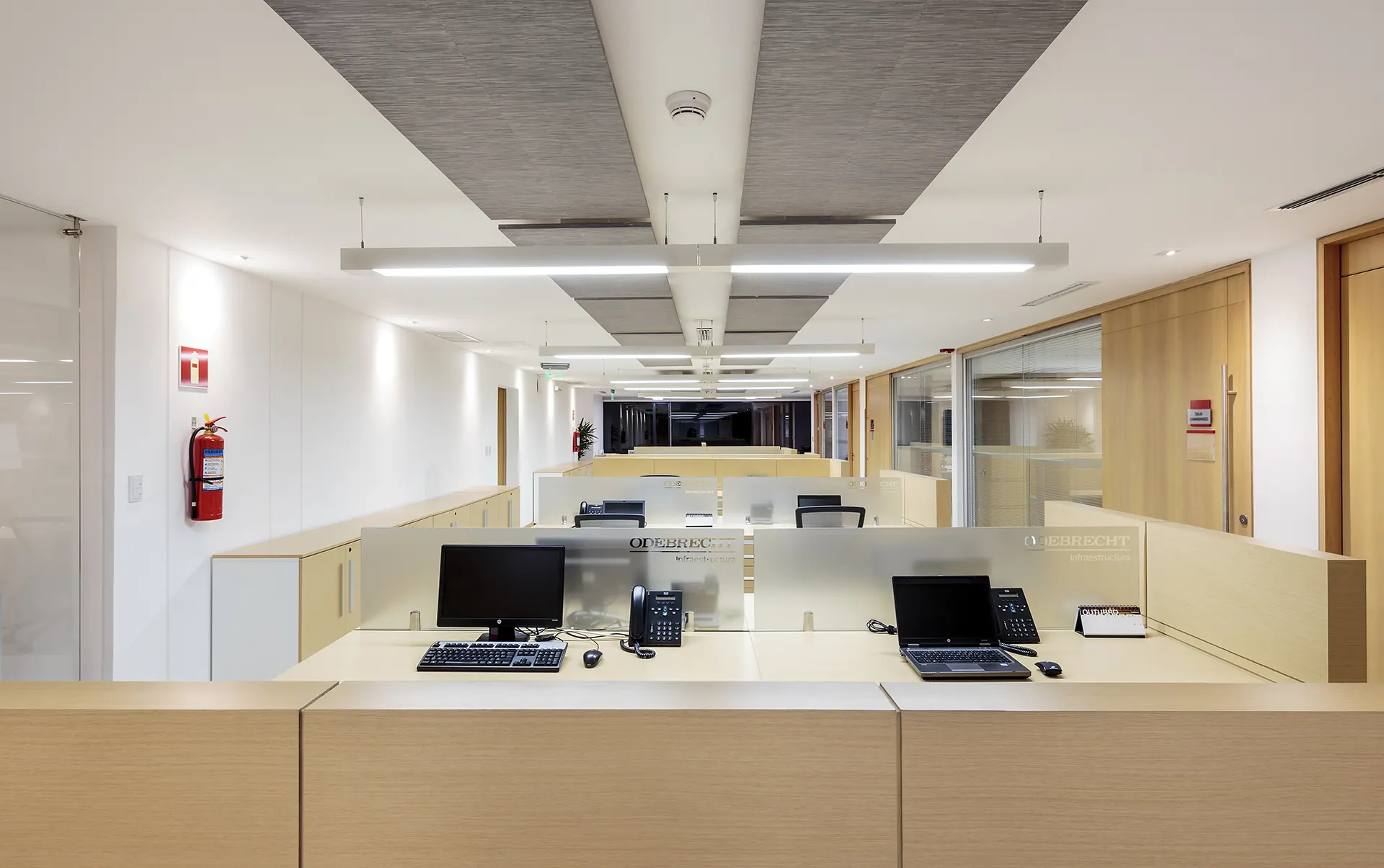Odebrecht - Diseño interior y remodelación de oficinas en Quito - Corporativo